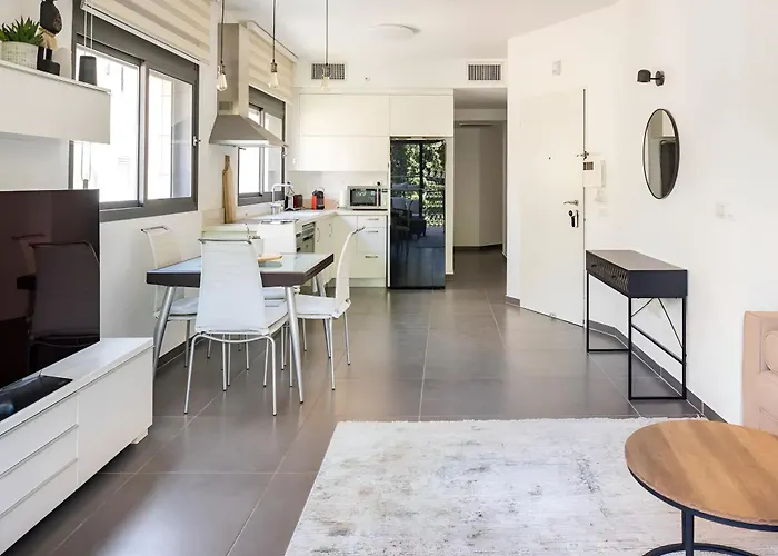 Luxury Oasis Tel Aviv Beach